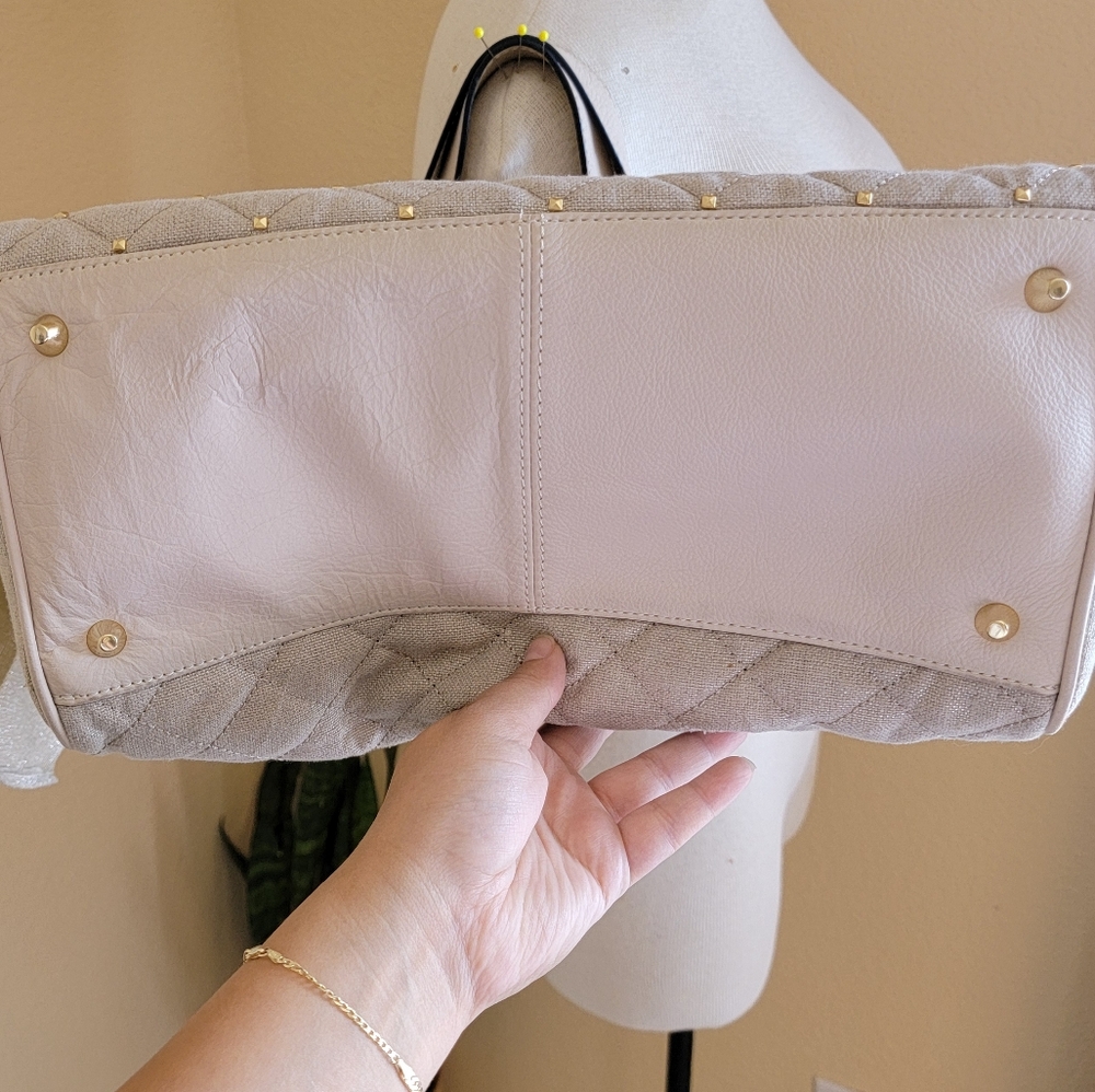Juicy Couture Canvas Studded Daydreamer Bag Cream and Gold - Picture 5 of 7